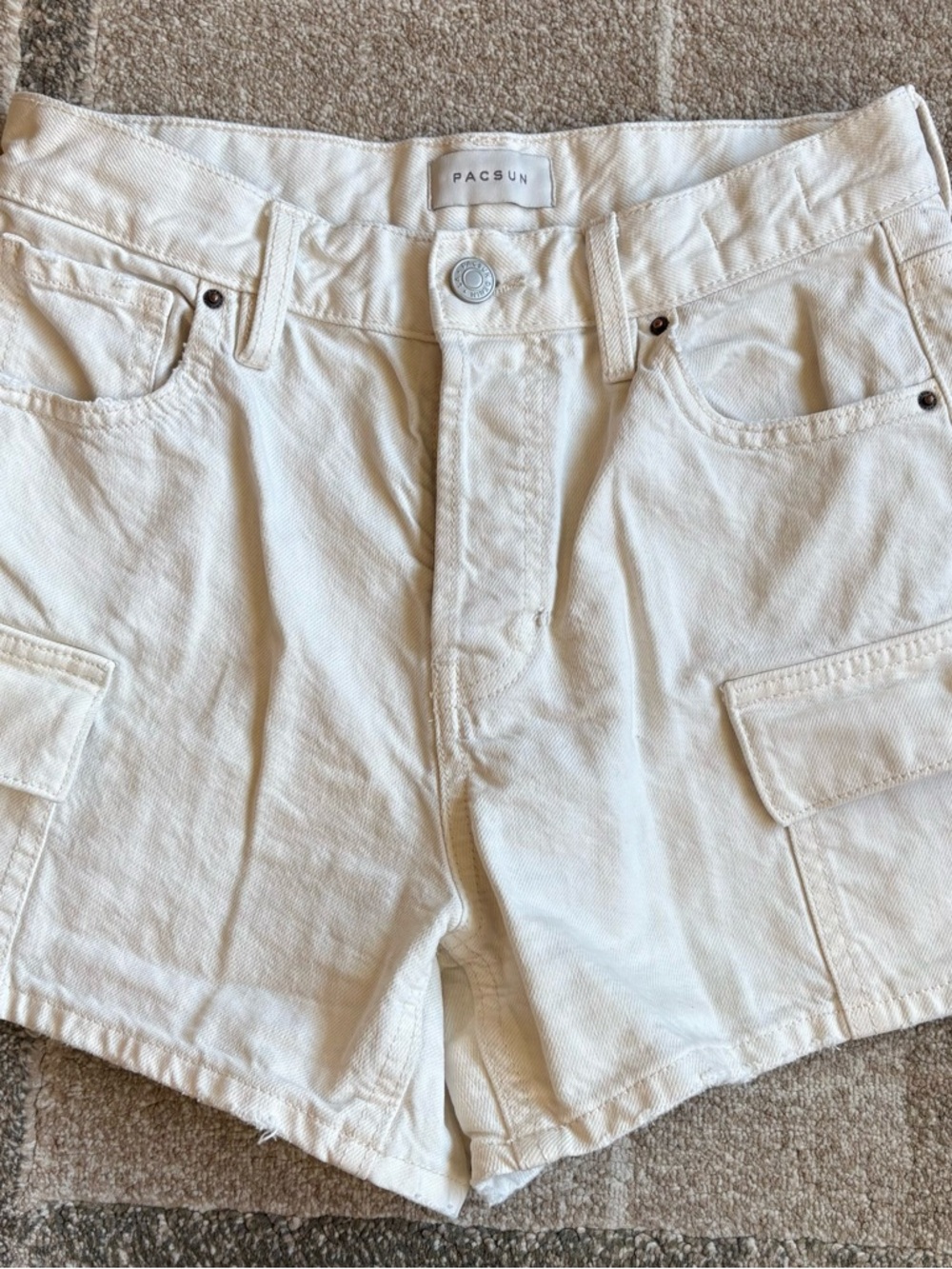 PacSun Cream Cargo Utility High-Rise Distressed Shorts Size 25